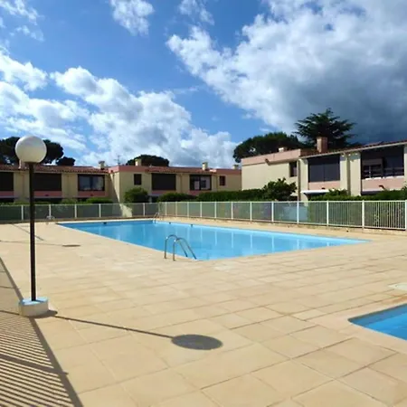 Rénové 4 Pers à 500m De La Avec Piscine, Tennis Et Jardinet Privatif - Fr-1-776-58 Appartamento
