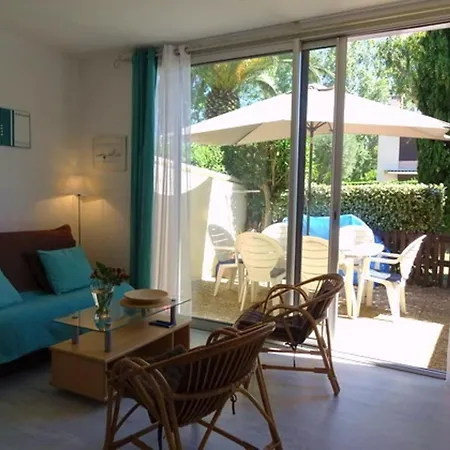 Renove 4 Pers A 500m De La Avec Piscine, Tennis Et Jardinet Privatif - Fr-1-776-58 Apartment