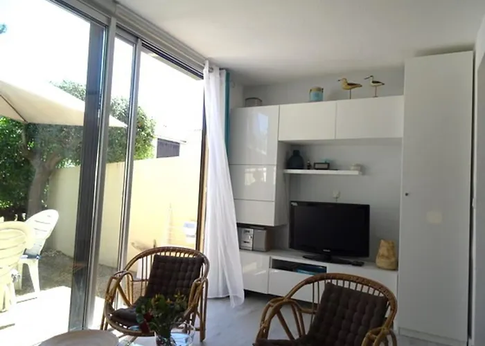 Rénové 4 Pers à 500m De La Avec Piscine, Tennis Et Jardinet Privatif - Fr-1-776-58 Argelès-sur-Mer