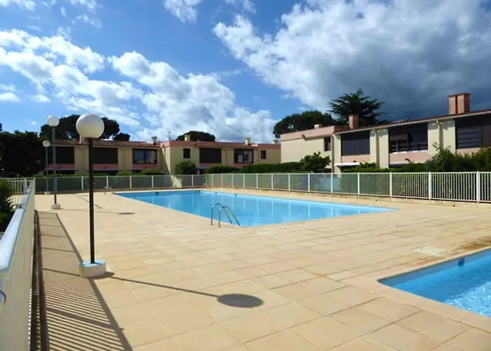 Rénové 4 Pers à 500m De La Avec Piscine, Tennis Et Jardinet Privatif - Fr-1-776-58 Appartamento